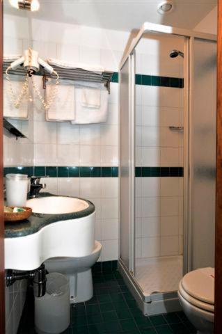 ליבורנו Hotel Boston מראה חיצוני תמונה