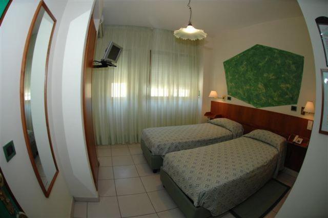 ליבורנו Hotel Boston מראה חיצוני תמונה